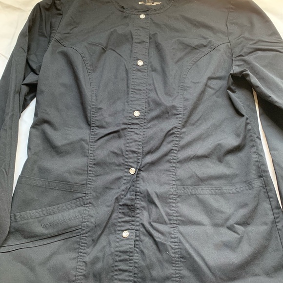 🌸SOLD🌸Cherokee Luxe Scrub jacket - Picture 2 of 3